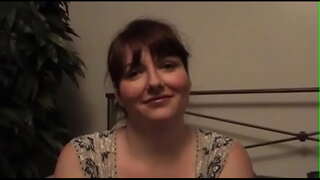 Maćeha je Sranje sinu i omogućuje Mu трахнуть ga u Anal Trailer