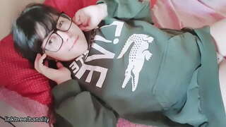 ���ොවුන් දැරිය ස්පර්ශ ඇය මෝඩයෙක්