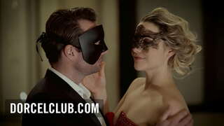 Intenzivan seks tijekom свингерской zurke Intenzivan seks tijekom свингерской zurke