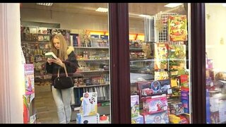 כלבה מעריץ מציצות הרבה