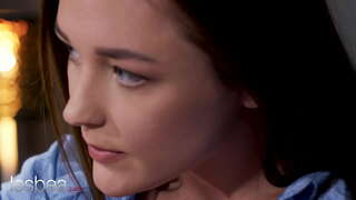 Lesbea Alija Stark facesitting i romantično seks sa češki dušo u štiklama